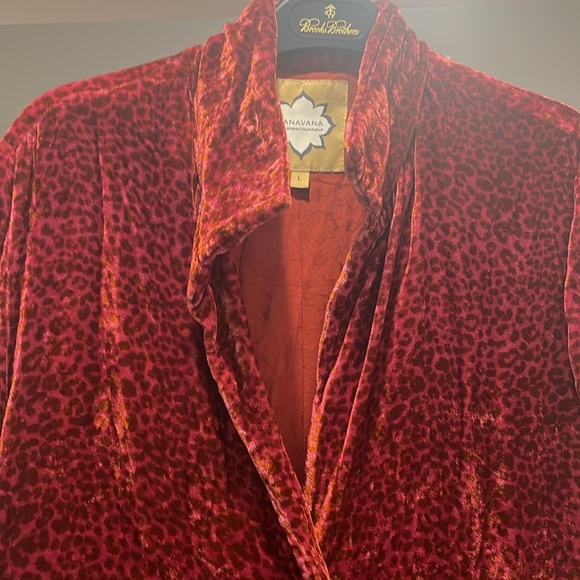 Tanavana red leopard print velvet maxi coat(bw) - Picture 3 of 7